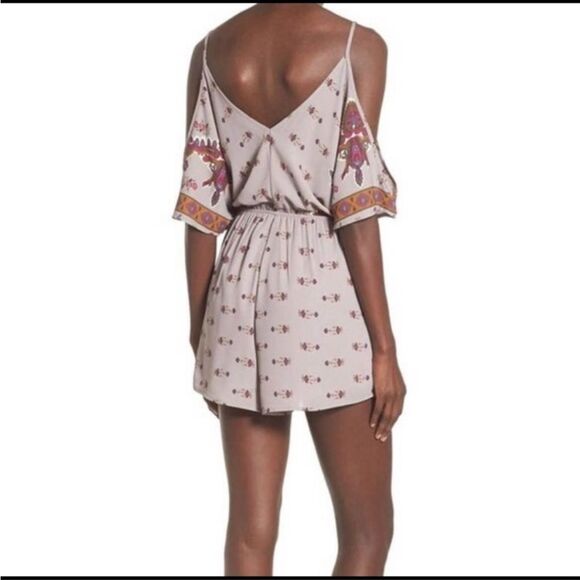 ASTR The Label Sz S Boho Floral Romper Jumpsuit With Pockets - Picture 15 of 15